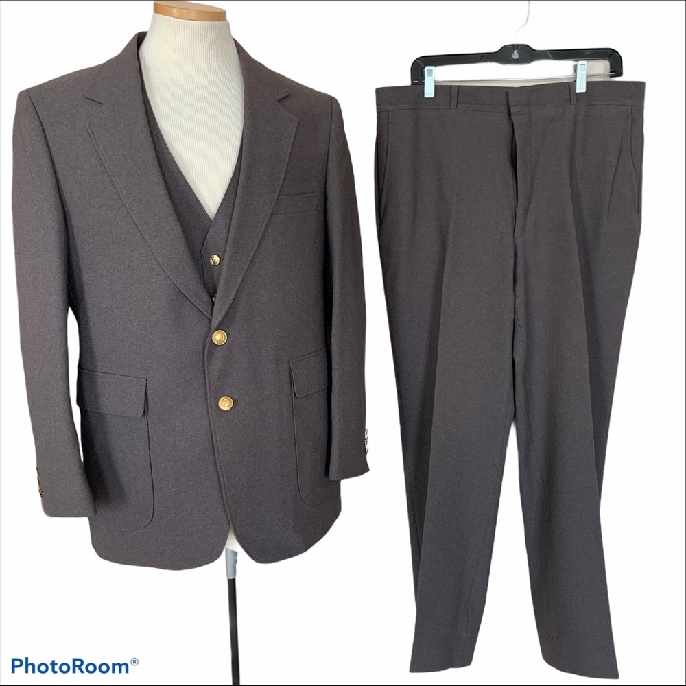 Classic Men's Brown Suit